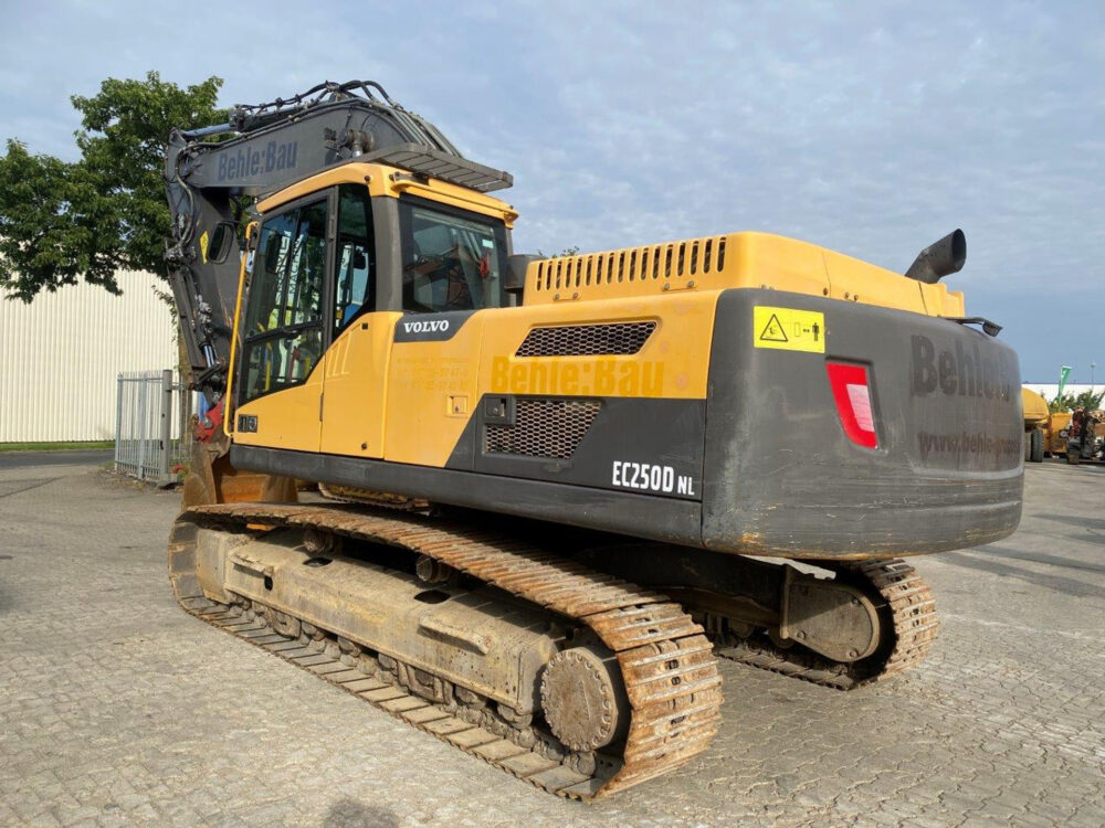 Volvo EC 250 DNL rupsgraafmachine