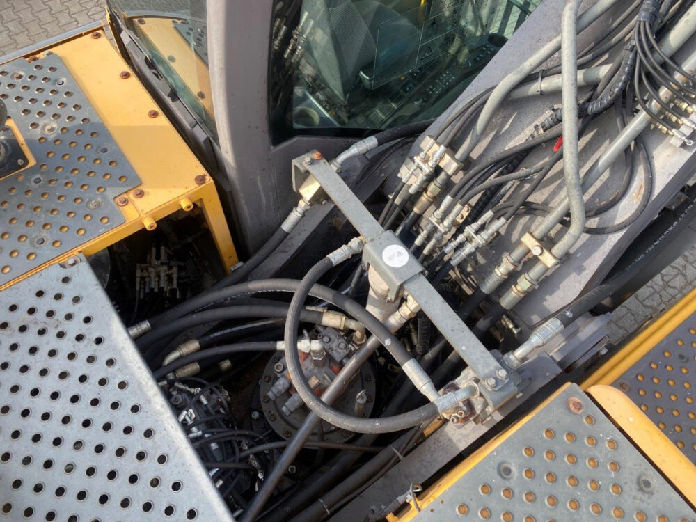 Volvo EC 250 DNL rupsgraafmachine