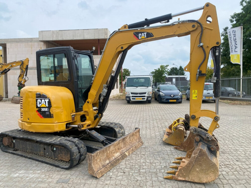 Caterpillar 305E2 minigraver + AIRCON!