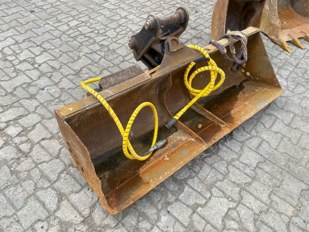 Caterpillar 305E2 minigraver + AIRCON!