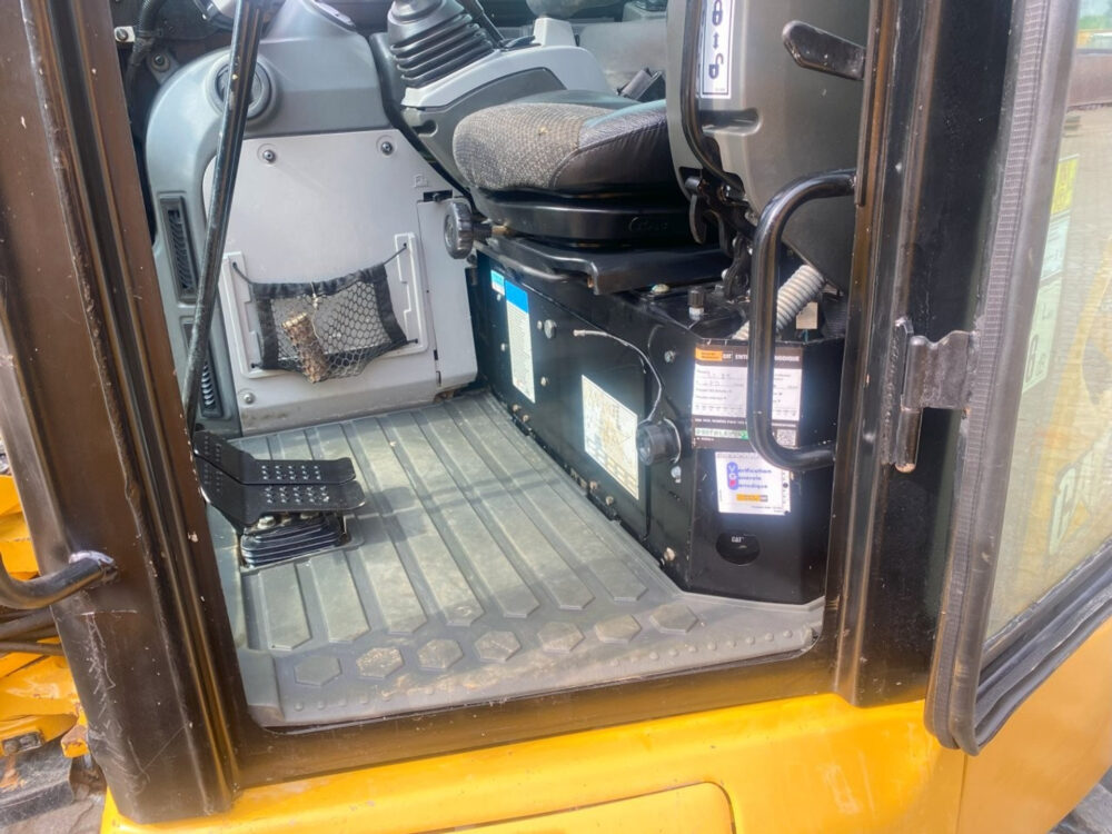 Caterpillar 305E2 minigraver + AIRCON!