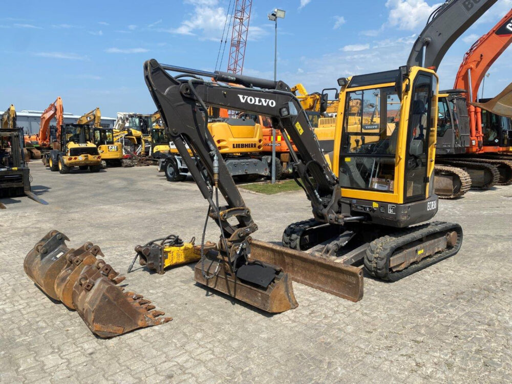 Volvo ECR38 minigraafmachine