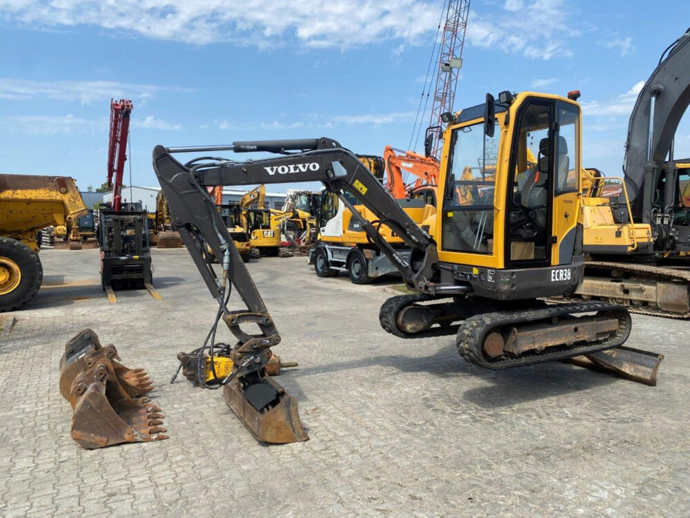 Volvo ECR38 minigraafmachine