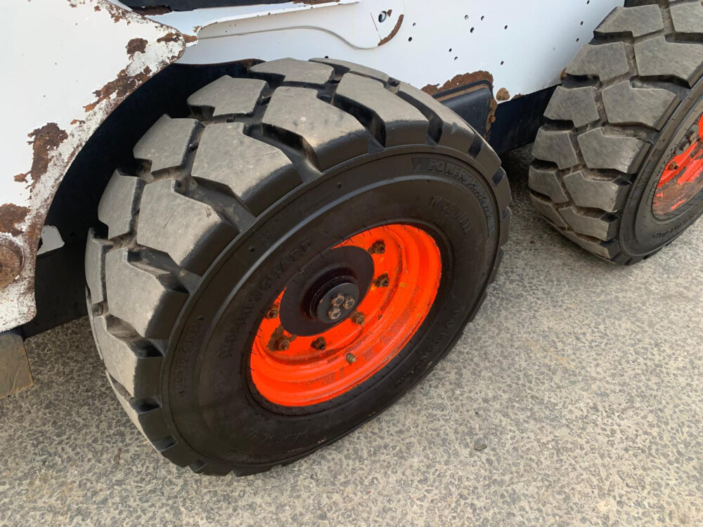 Bobcat S770 schranklader