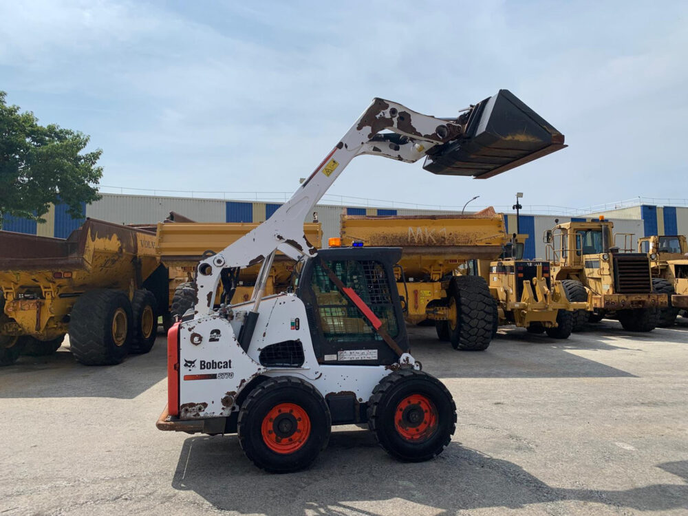 Bobcat S770 schranklader