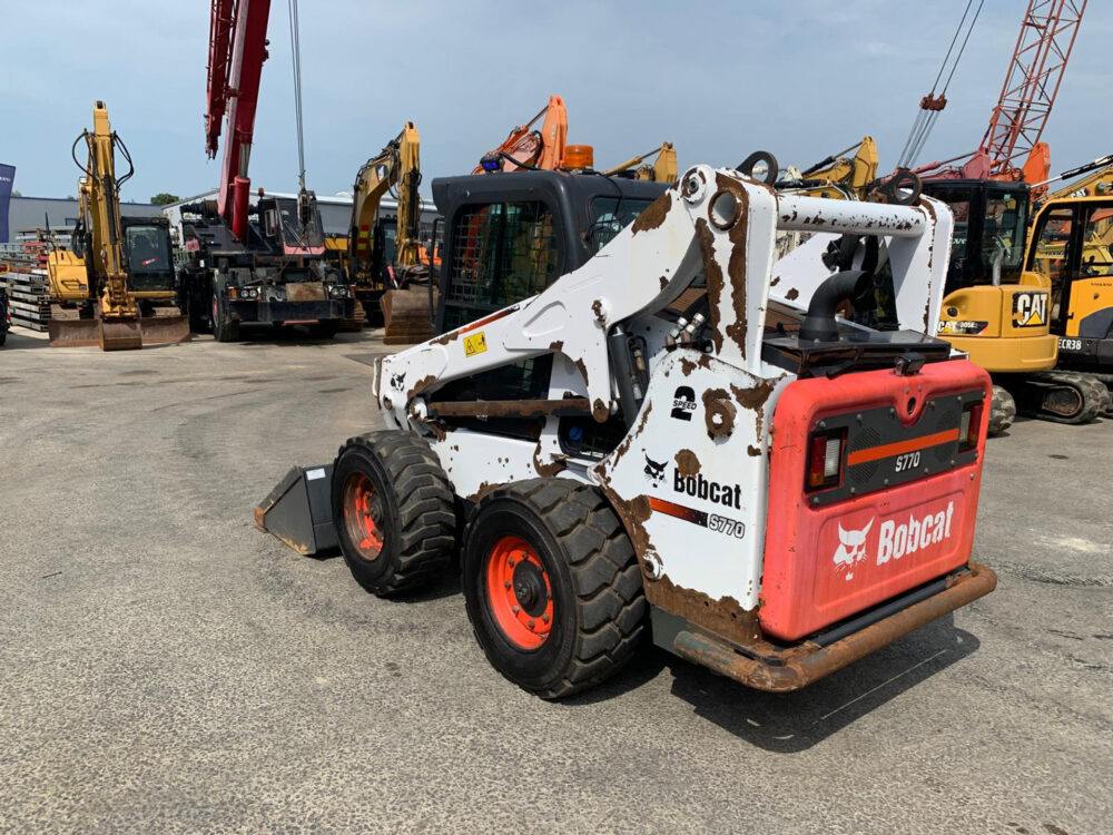 Bobcat S770 schranklader