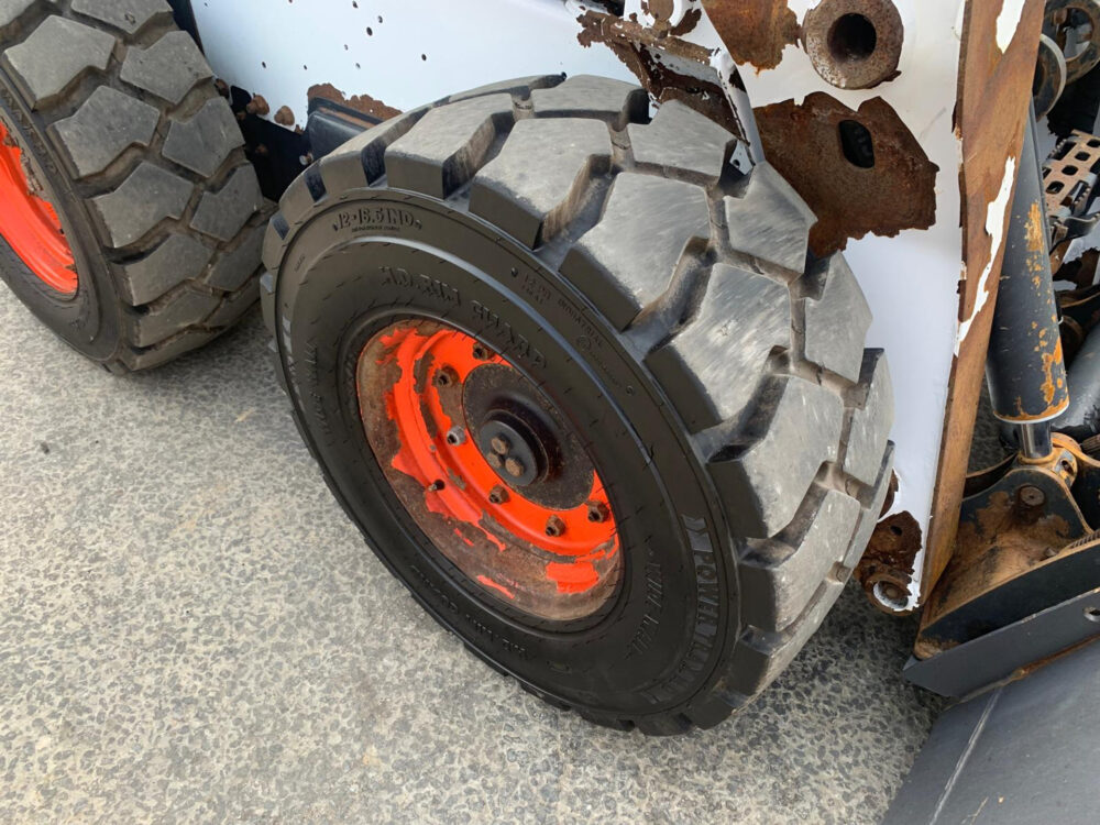 Bobcat S770 schranklader