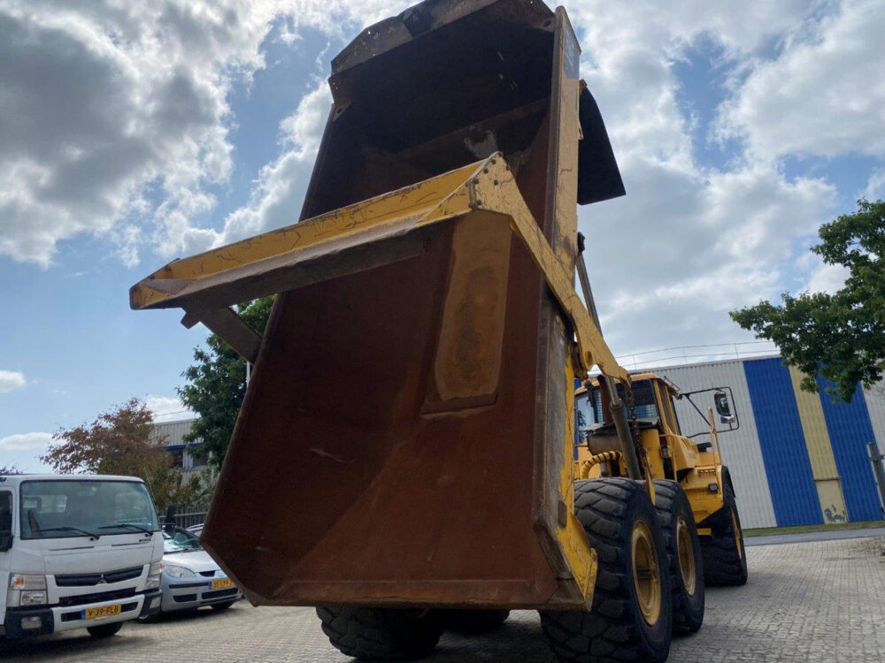 Volvo A30D 6×6 dumper