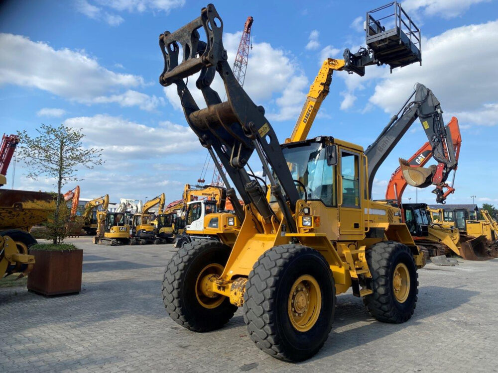 Volvo L70D wiellader