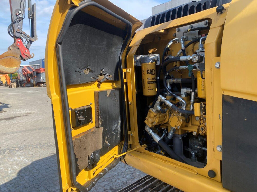 Caterpillar 312 DL rupsgraafmachine