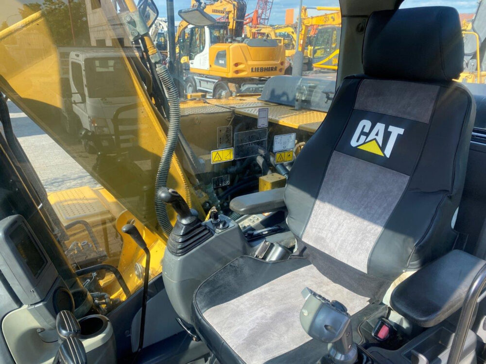 Caterpillar 312 DL rupsgraafmachine