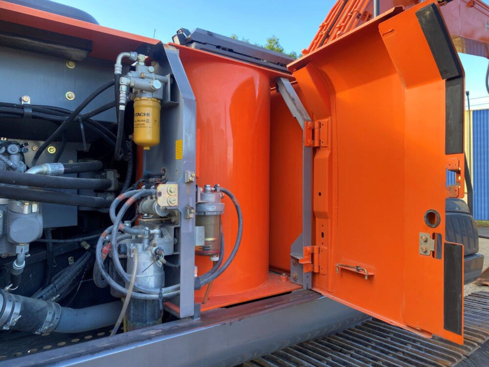 Hitachi ZX250 LCN-5 rupsgraafmachine