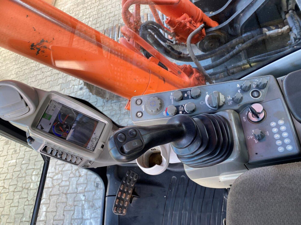 Hitachi ZX250 LCN-5 rupsgraafmachine