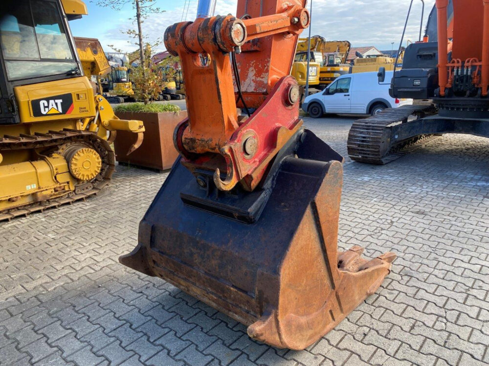 Hitachi ZX250 LCN-5 rupsgraafmachine