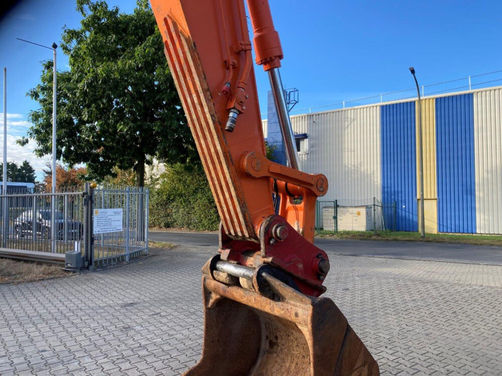 Hitachi ZX250 LCN-5 rupsgraafmachine