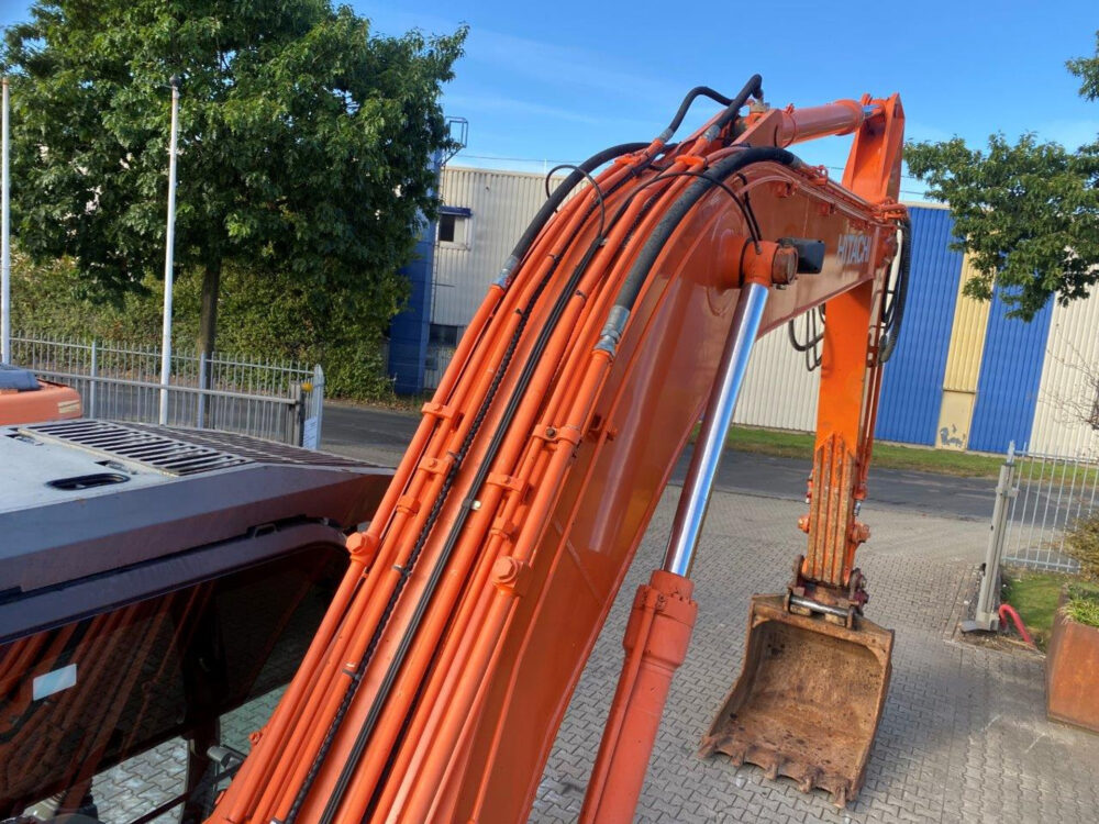 Hitachi ZX250 LCN-5 rupsgraafmachine