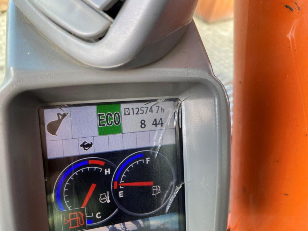 Hitachi ZX250 LCN-5 rupsgraafmachine