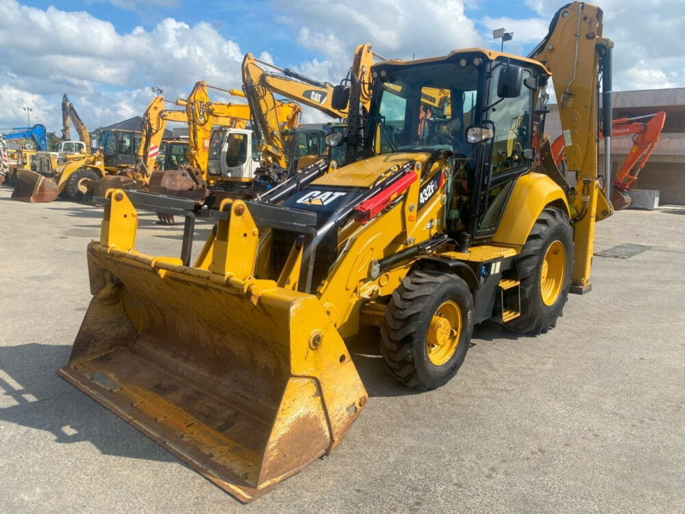Caterpillar 432F2 graaflaad combinatie