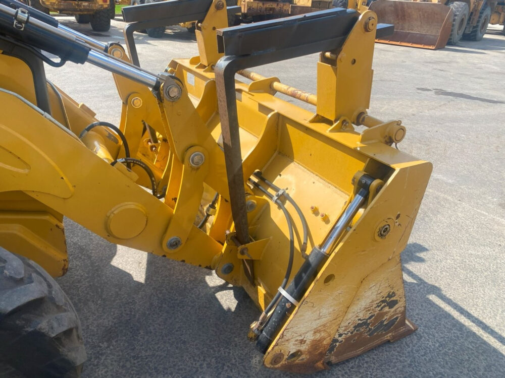 Caterpillar 432F2 graaflaad combinatie