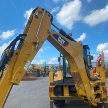 Caterpillar 432F2 graaflaad combinatie
