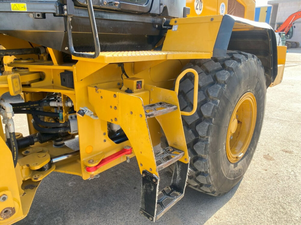 Caterpillar 938M wiellader