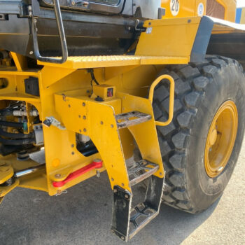Caterpillar 938M wiellader