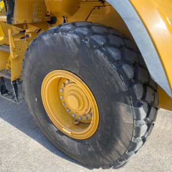 Caterpillar 938M wiellader