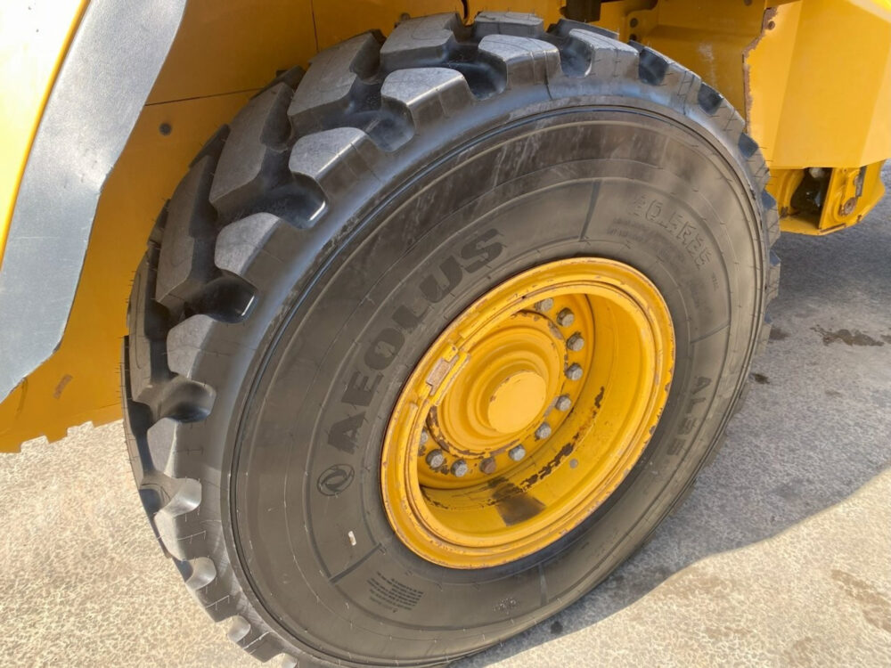 Caterpillar 938M wiellader