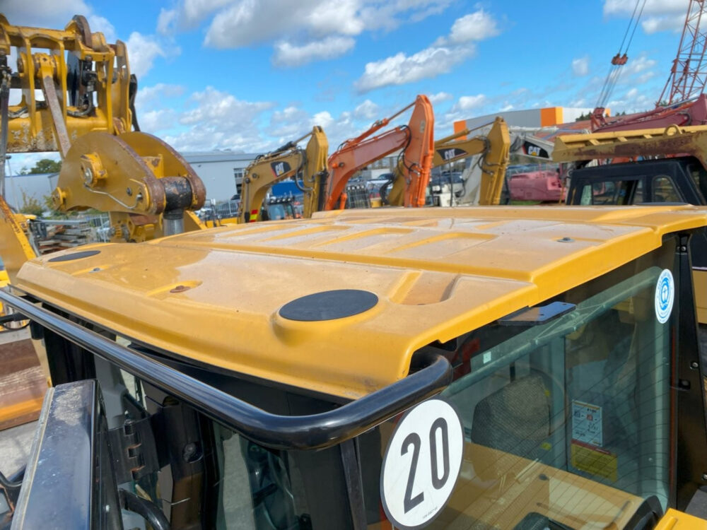 Caterpillar 938M wiellader