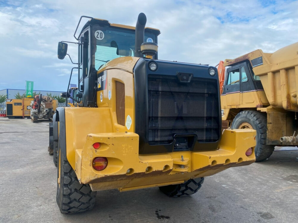 Caterpillar 938M wiellader