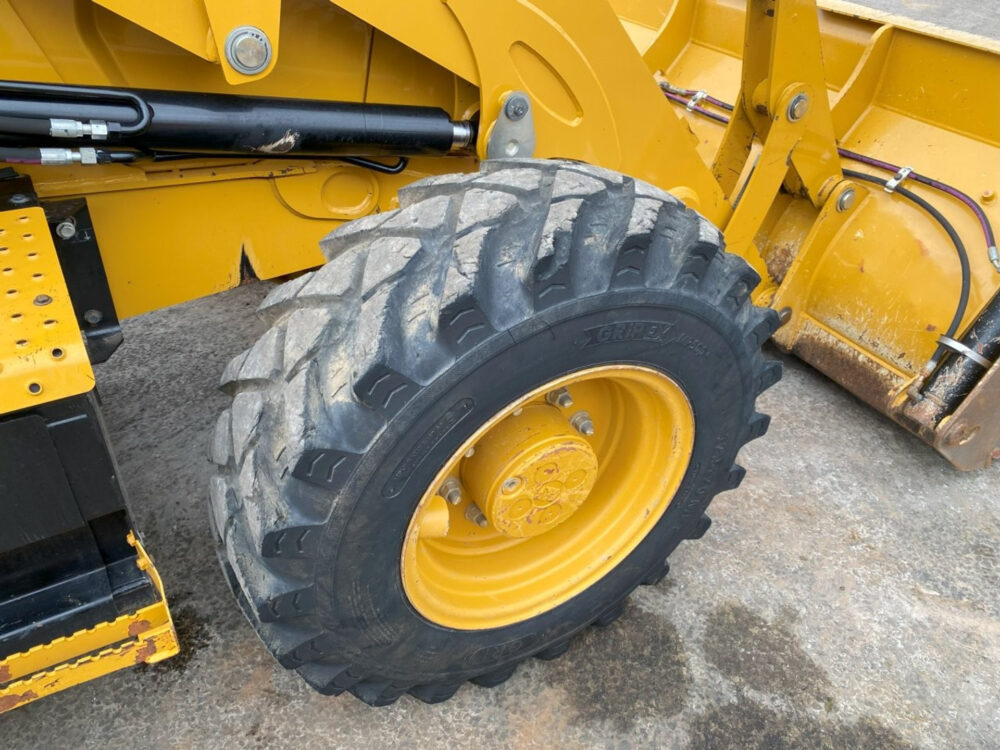 Caterpillar 432F2 graaflaad combinatie