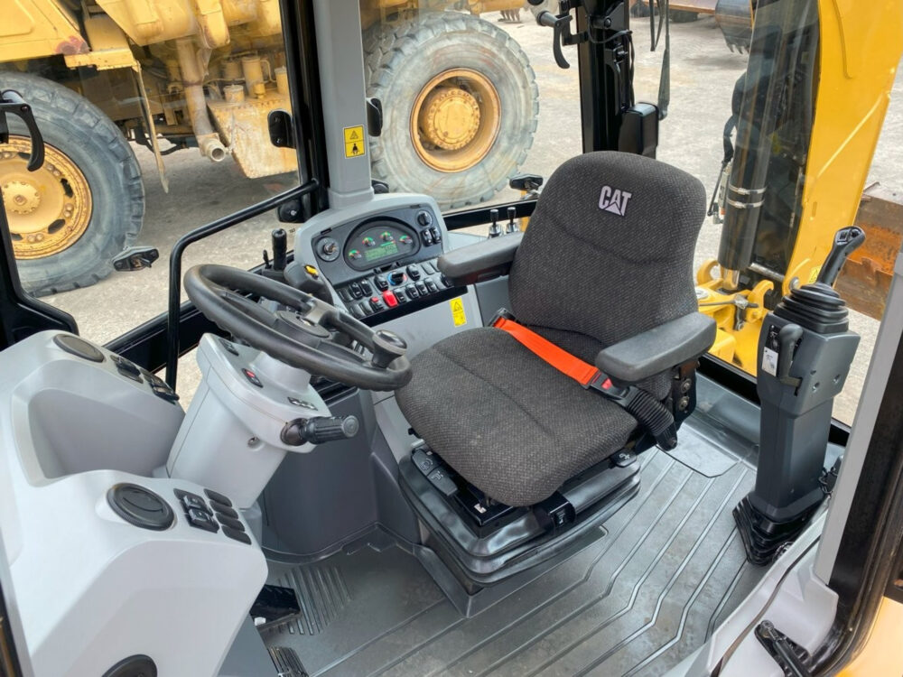 Caterpillar 432F2 graaflaad combinatie