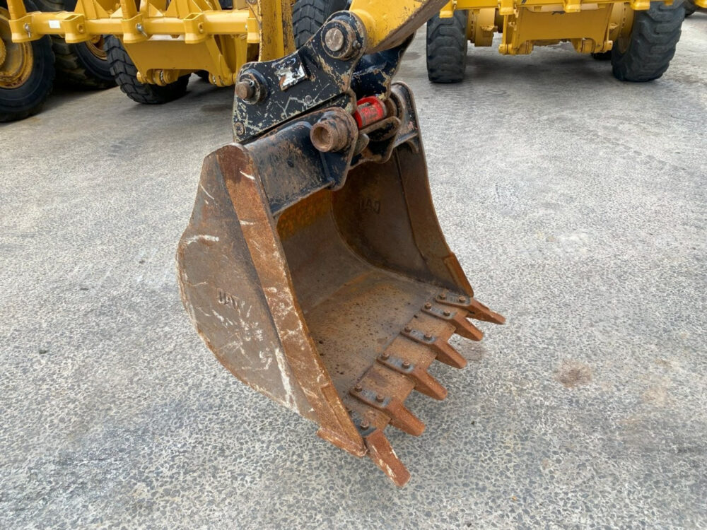 Caterpillar 432F2 graaflaad combinatie