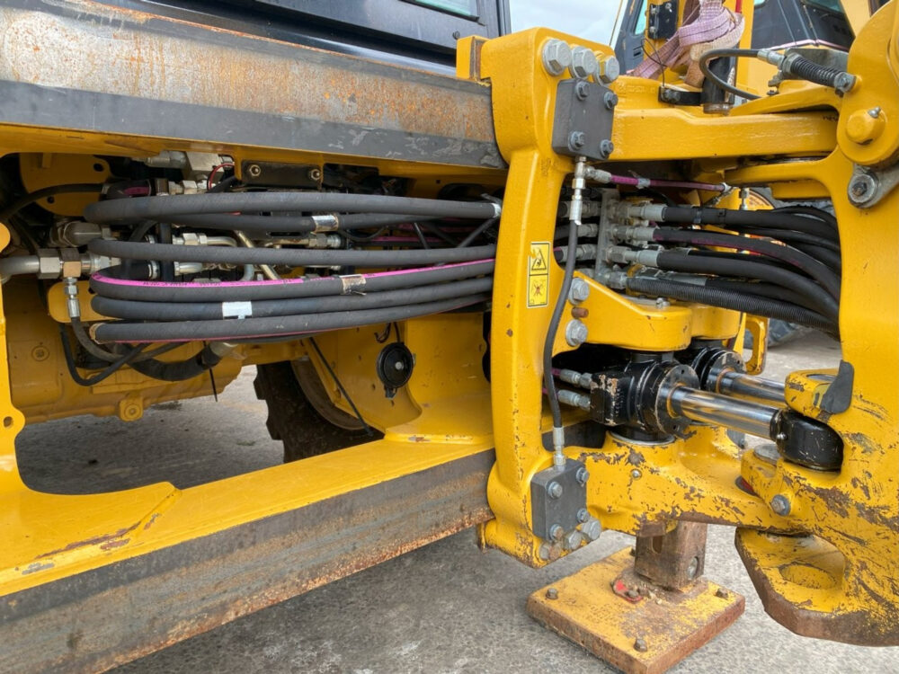 Caterpillar 432F2 graaflaad combinatie