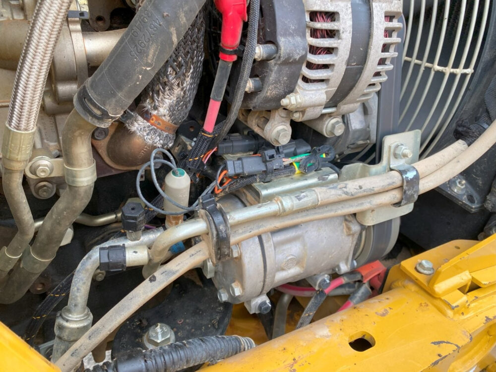 Caterpillar 432F2 graaflaad combinatie