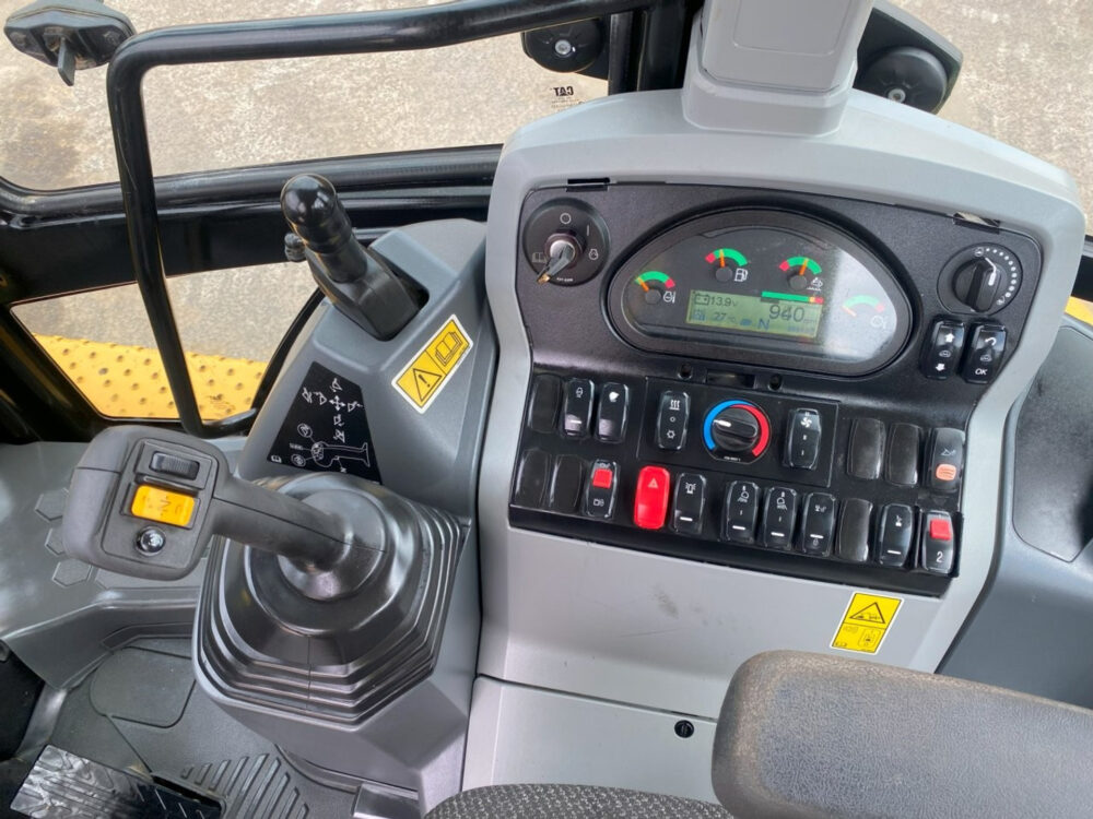 Caterpillar 432F2 graaflaad combinatie