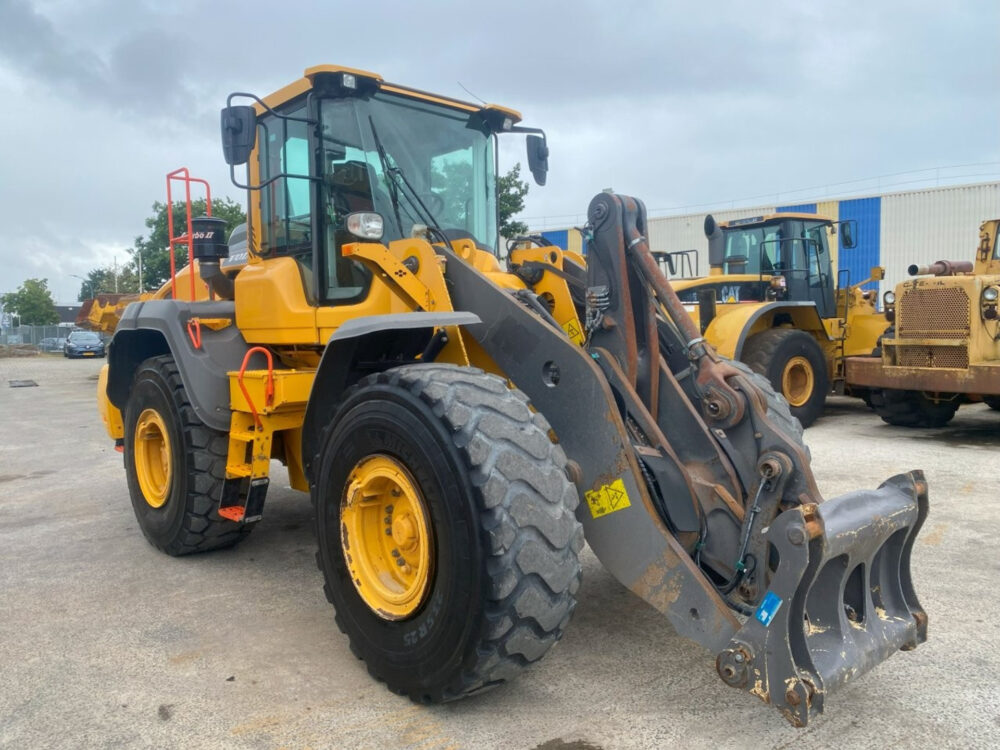 Volvo L120H wiellader