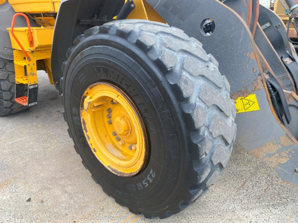 Volvo L120H wiellader