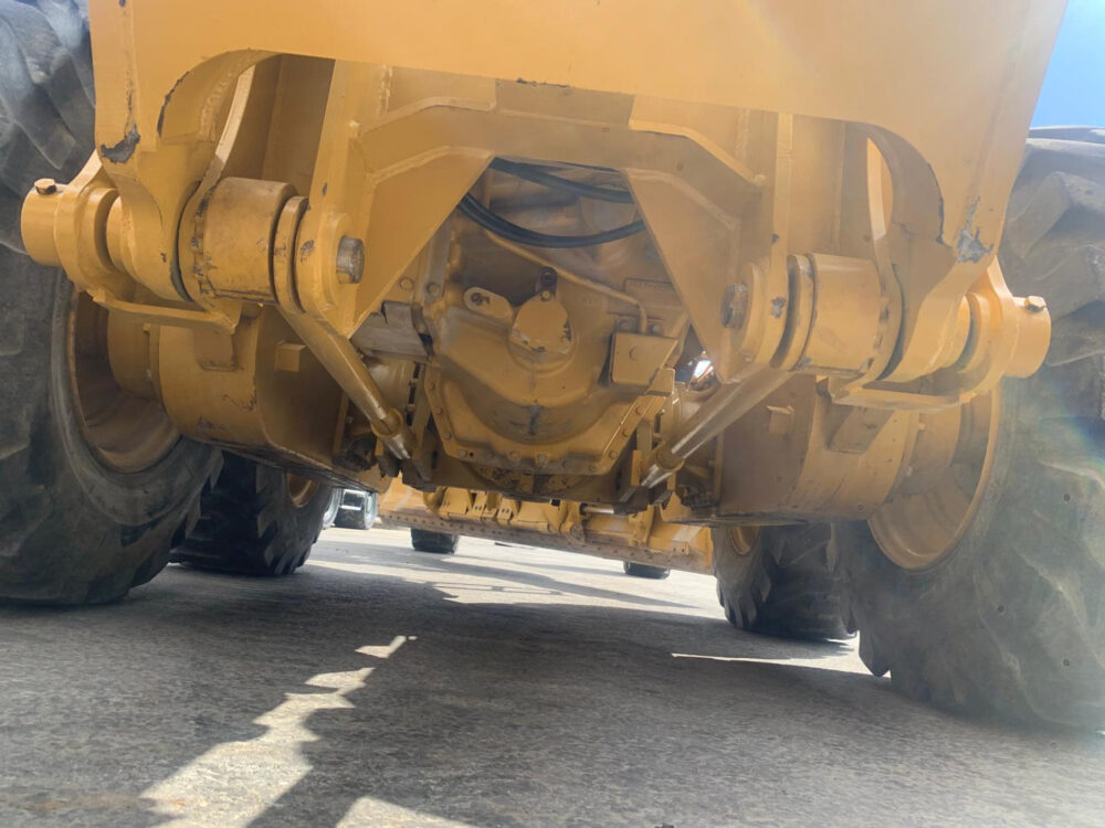 Caterpillar 140 H Grader 2.000 hours!!
