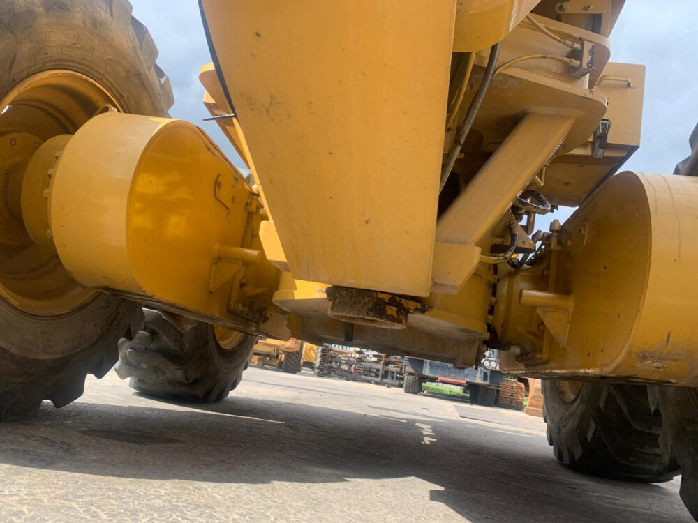 Caterpillar 140 H Grader 2.000 hours!!