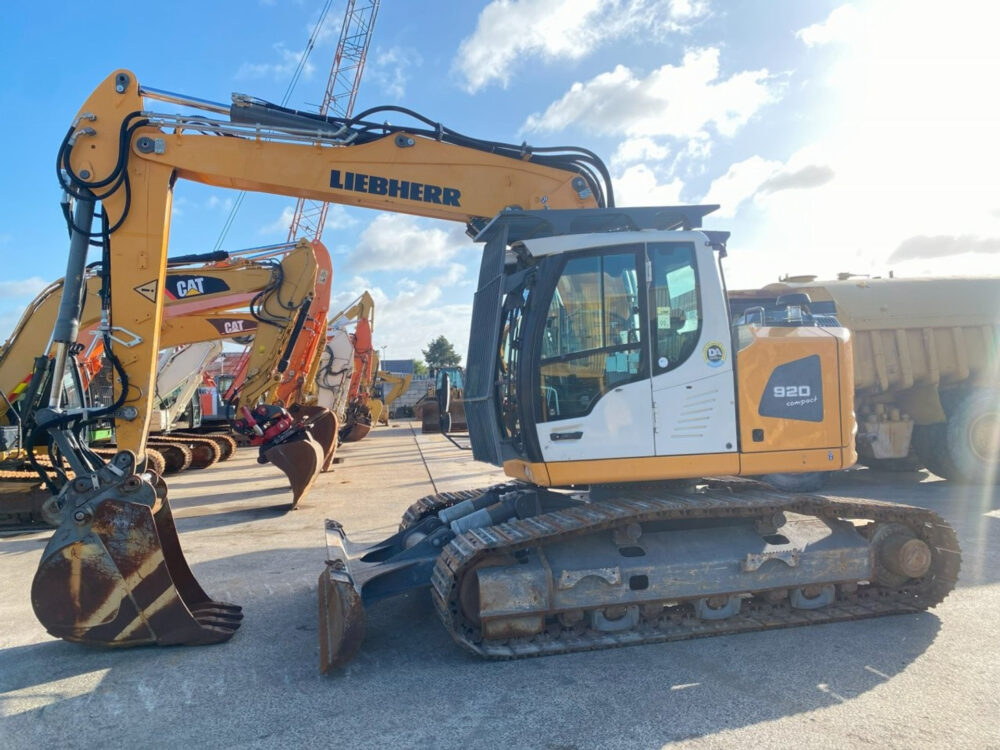 Liebherr R920 NLC compact rupsgraafmach