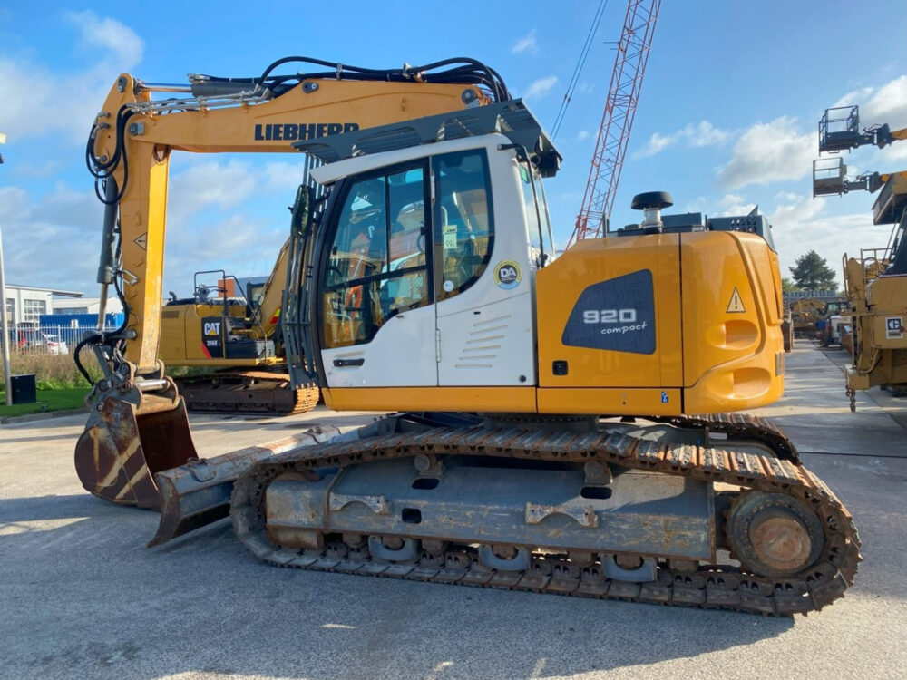 Liebherr R920 NLC compact rupsgraafmach