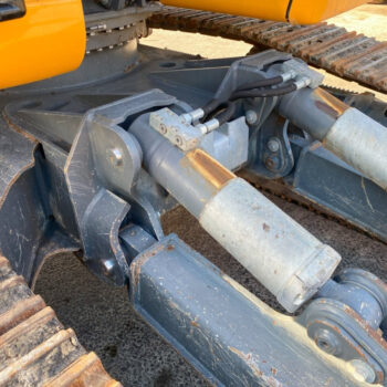 Liebherr R920 NLC compact rupsgraafmach