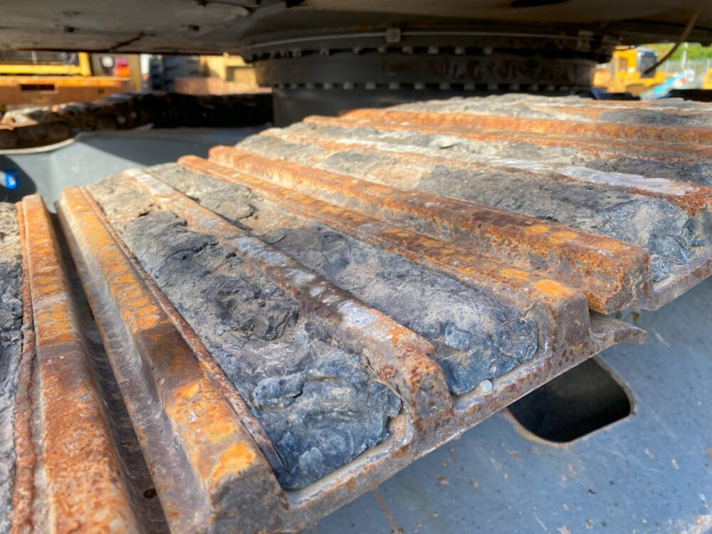 Liebherr R920 NLC compact rupsgraafmach