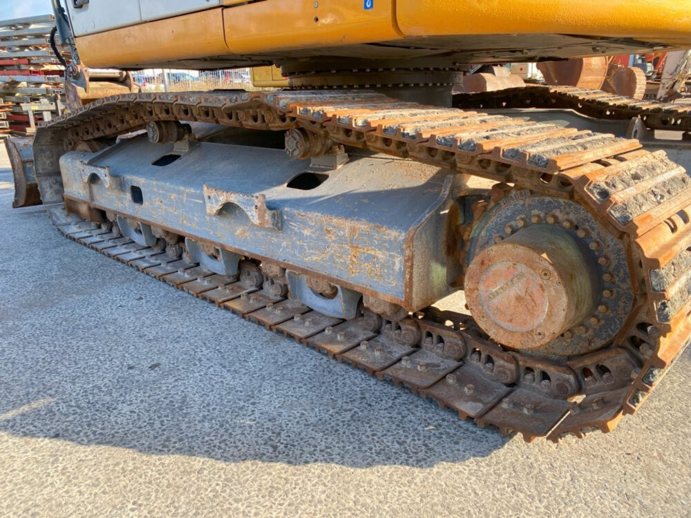 Liebherr R920 NLC compact rupsgraafmach