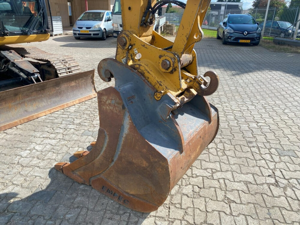 Caterpillar 312 DL rupsgraafmachine