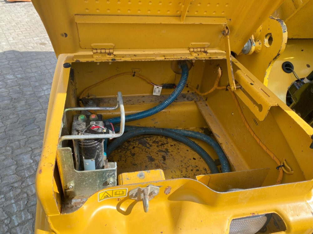 Caterpillar 312 DL rupsgraafmachine