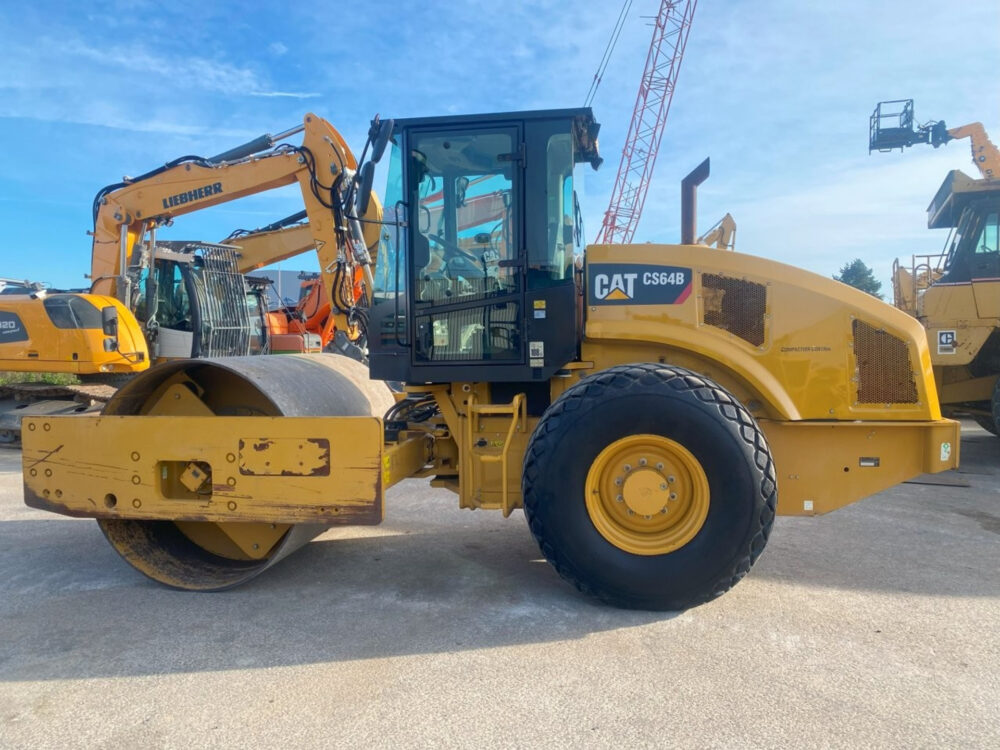 Caterpillar CS64B wals