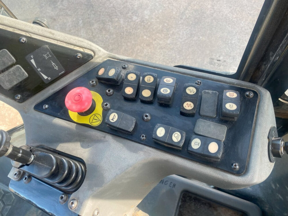Caterpillar CS64B wals
