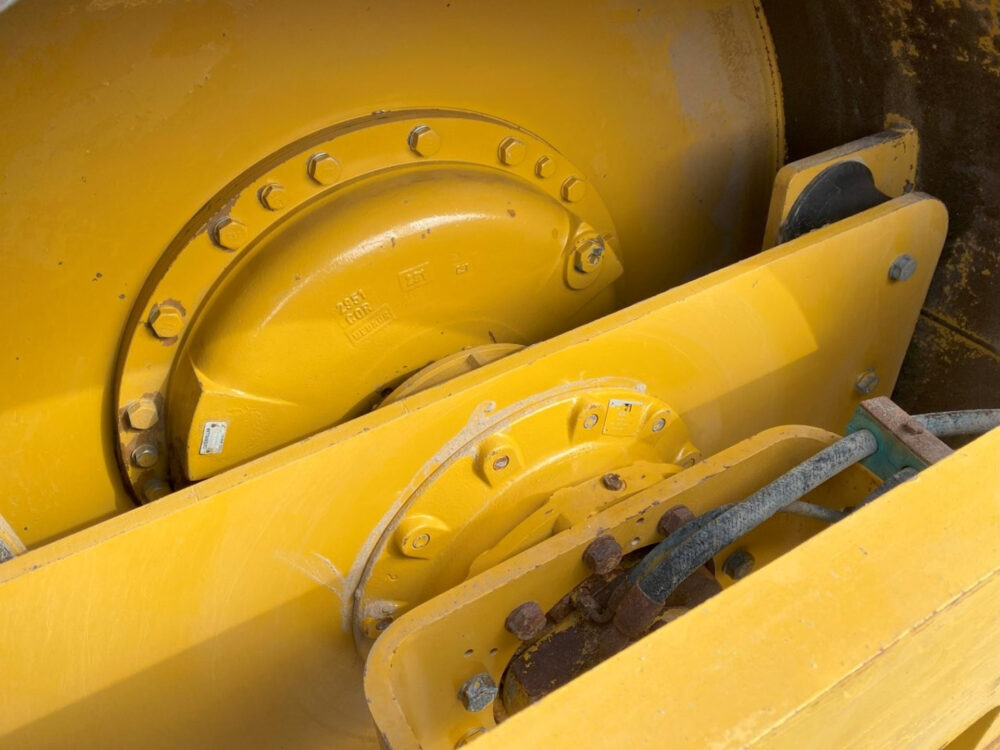 Caterpillar CS64B wals